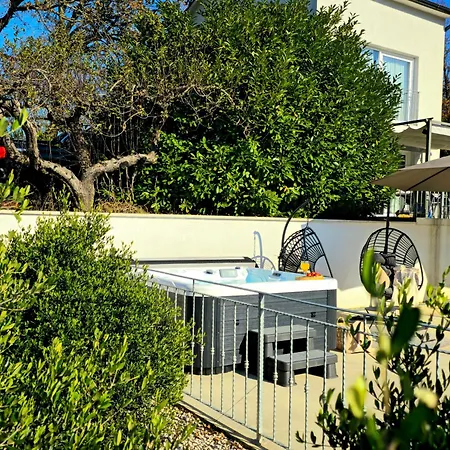 Forest Serenity Villa *